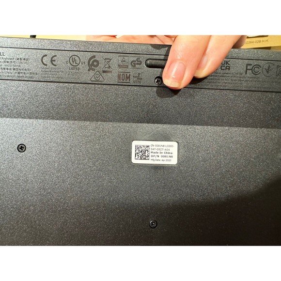 Dell Computer Keyboard New Open Box CN-0081N8-L0300-34T-052T Black Wired - Picture 6 of 7